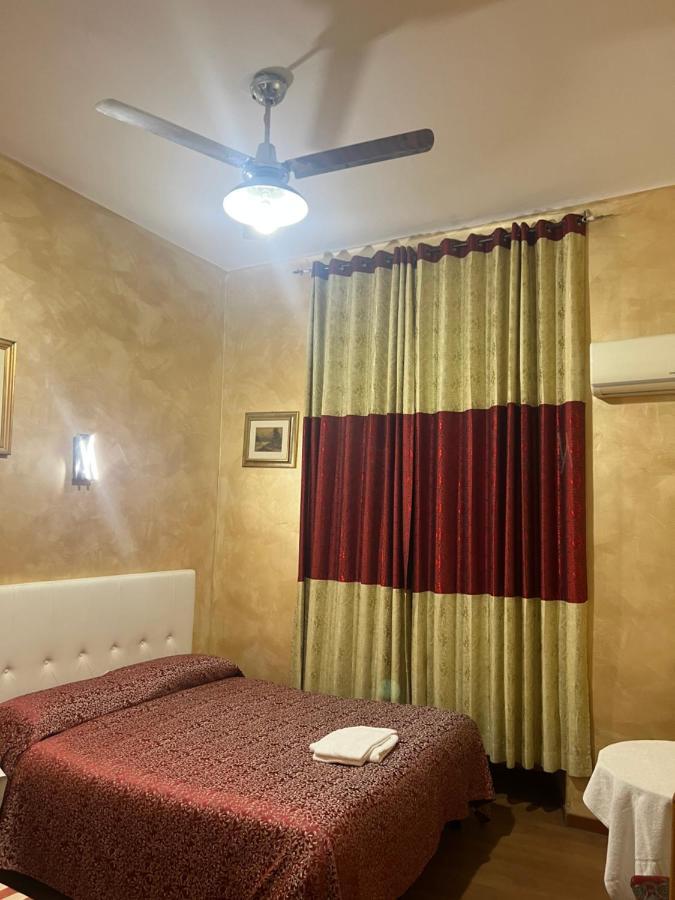 Roma Guest House Exterior foto
